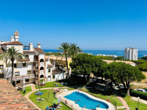 Sea View Apartment close to everything (Calahonda)